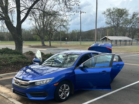 Used 2016 Honda Civic LX image 2
