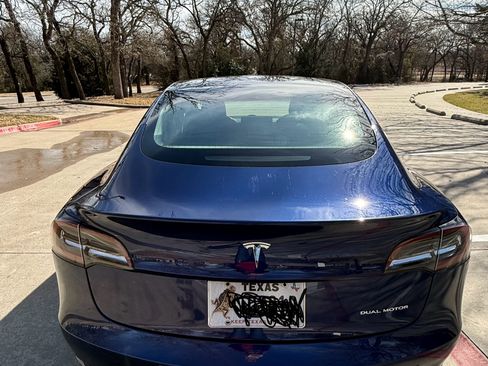 Used 2019 Tesla Model 3 Long Range image 4