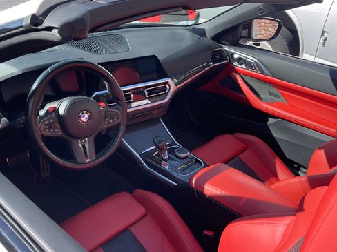 Used 2022 BMW M4 xDrive Competition w/ M Carbon Exterior Package image 10