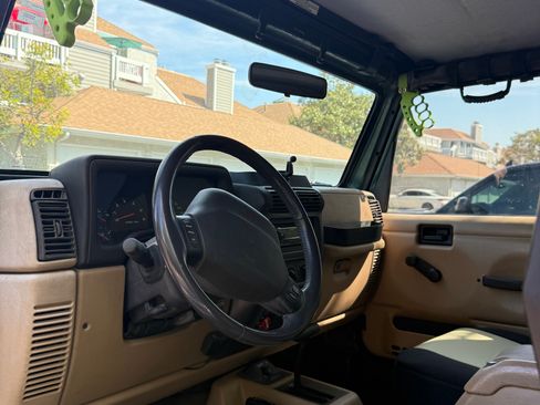 Used 2001 Jeep Wrangler Sport image 24