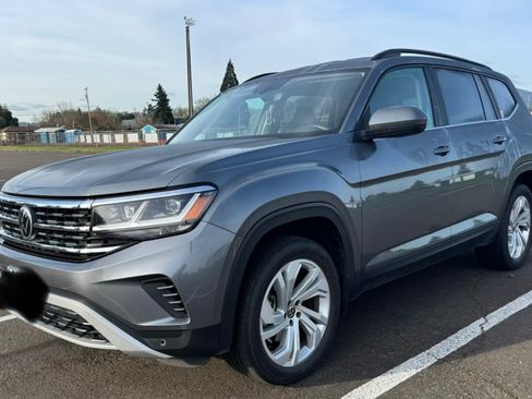 Used 2021 Volkswagen Atlas SE image 1