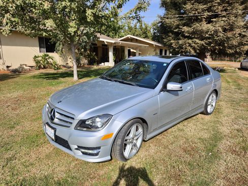 Used 2012 Mercedes-Benz C 250 Sedan image 1
