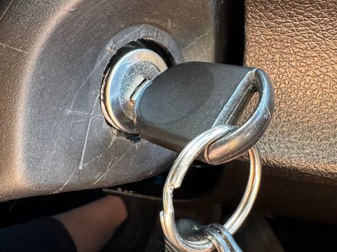 Used 2008 Ford Mustang Shelby GT500 image 22