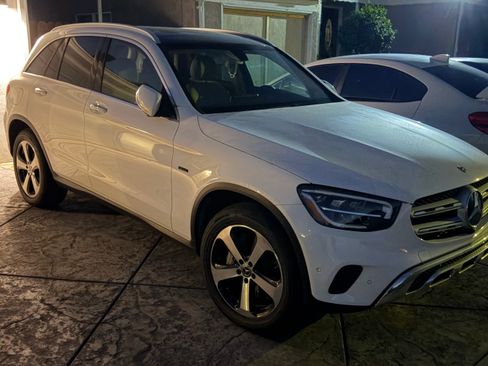 Used 2020 Mercedes-Benz GLC 350e 4MATIC image 6