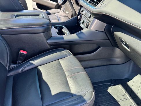 Used 2021 Chevrolet Suburban RST w/ Rear Media and Nav Package image 6