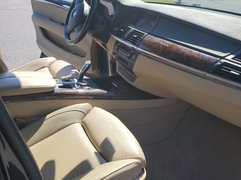 Used 2013 BMW X5 xDrive35i image 8