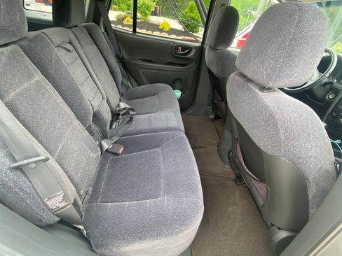 Used 2003 Hyundai Santa Fe LX FWD image 11