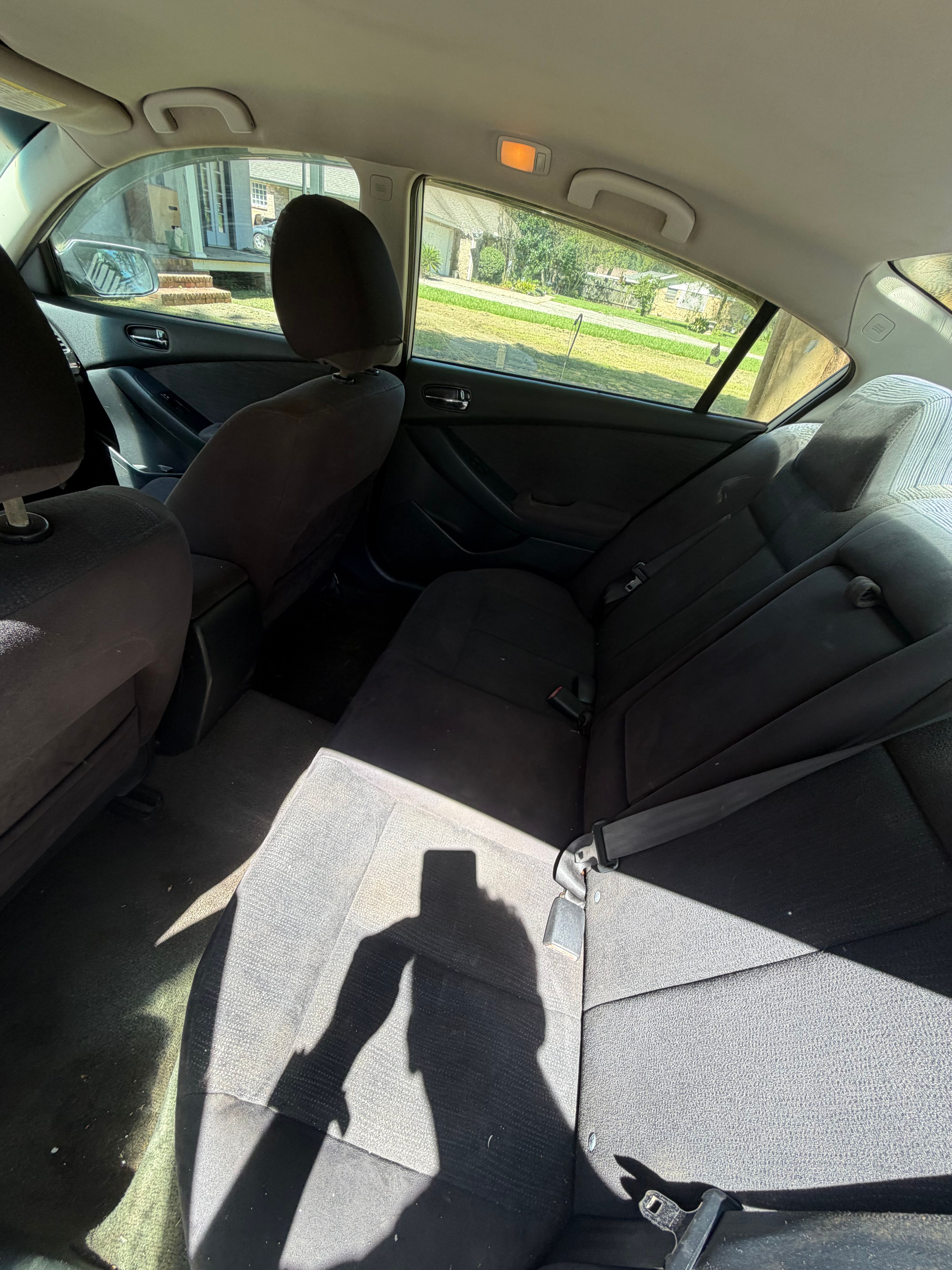 Used 2011 Nissan Altima 2.5 S FWD image 10