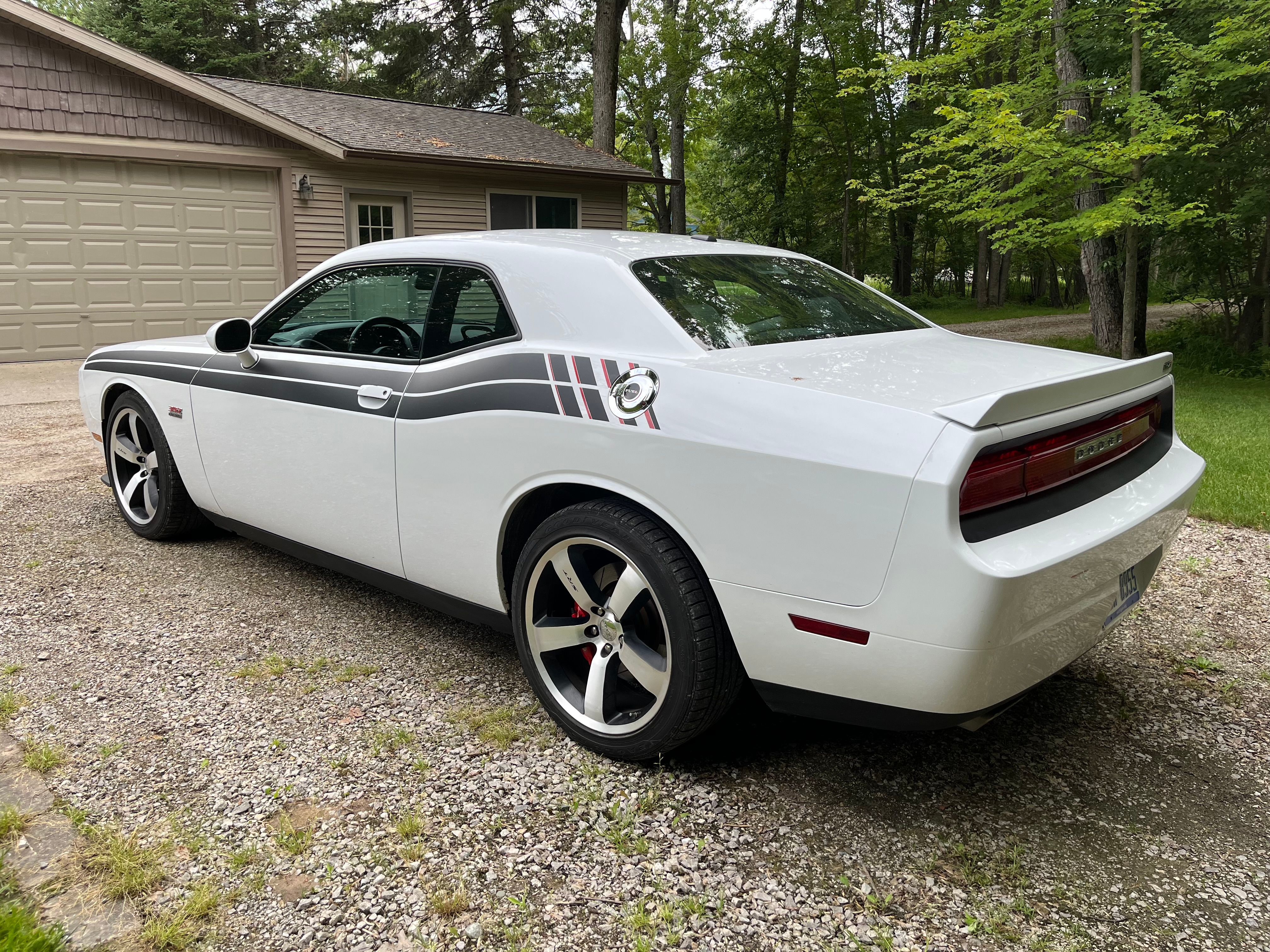 Used 2012 Dodge Challenger SRT8 RWD image 2