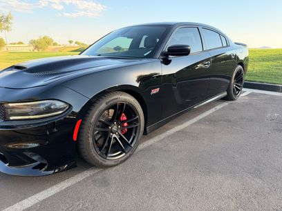 Used 2017 Dodge Charger R/T Scat Pack w/ Technology Group