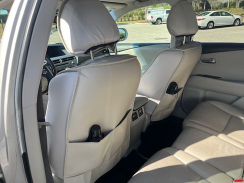 Used 2010 Lexus RX 350 2WD image 9