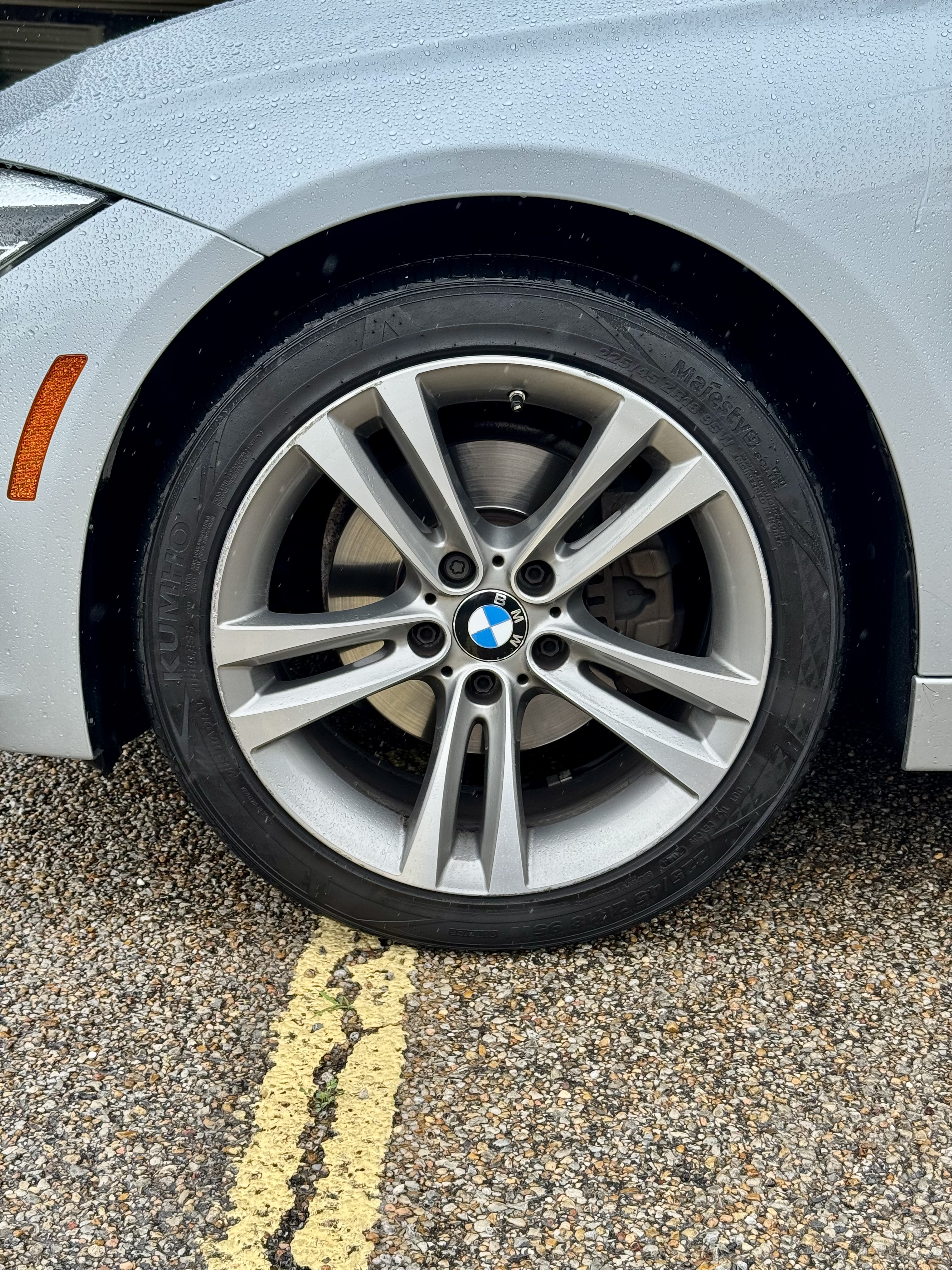 Used 2017 BMW 330i Sedan RWD image 11
