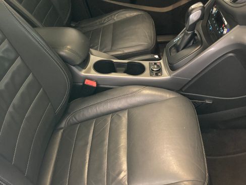 Used 2015 Ford Escape SE w/ Equipment Group 201A image 11