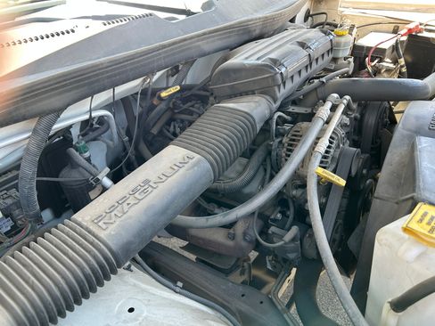 Used 2000 Dodge Ram 1500 Truck 2WD Quad Cab image 18