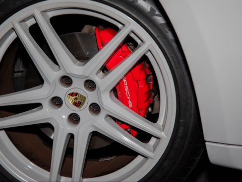 Used 2021 Porsche Macan GTS image 14