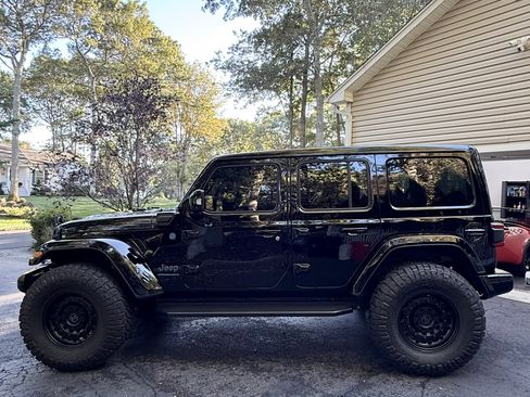 Used 2024 Jeep Wrangler High Altitude image 6