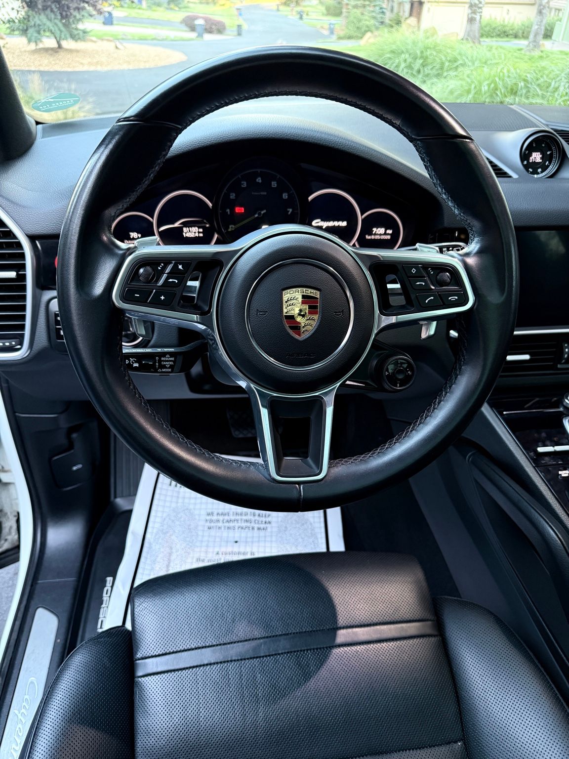 Used 2019 Porsche Cayenne E-Hybrid AWD/4WD image 14