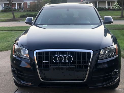 Used 2011 Audi Q5 2.0T Premium AWD/4WD image 4