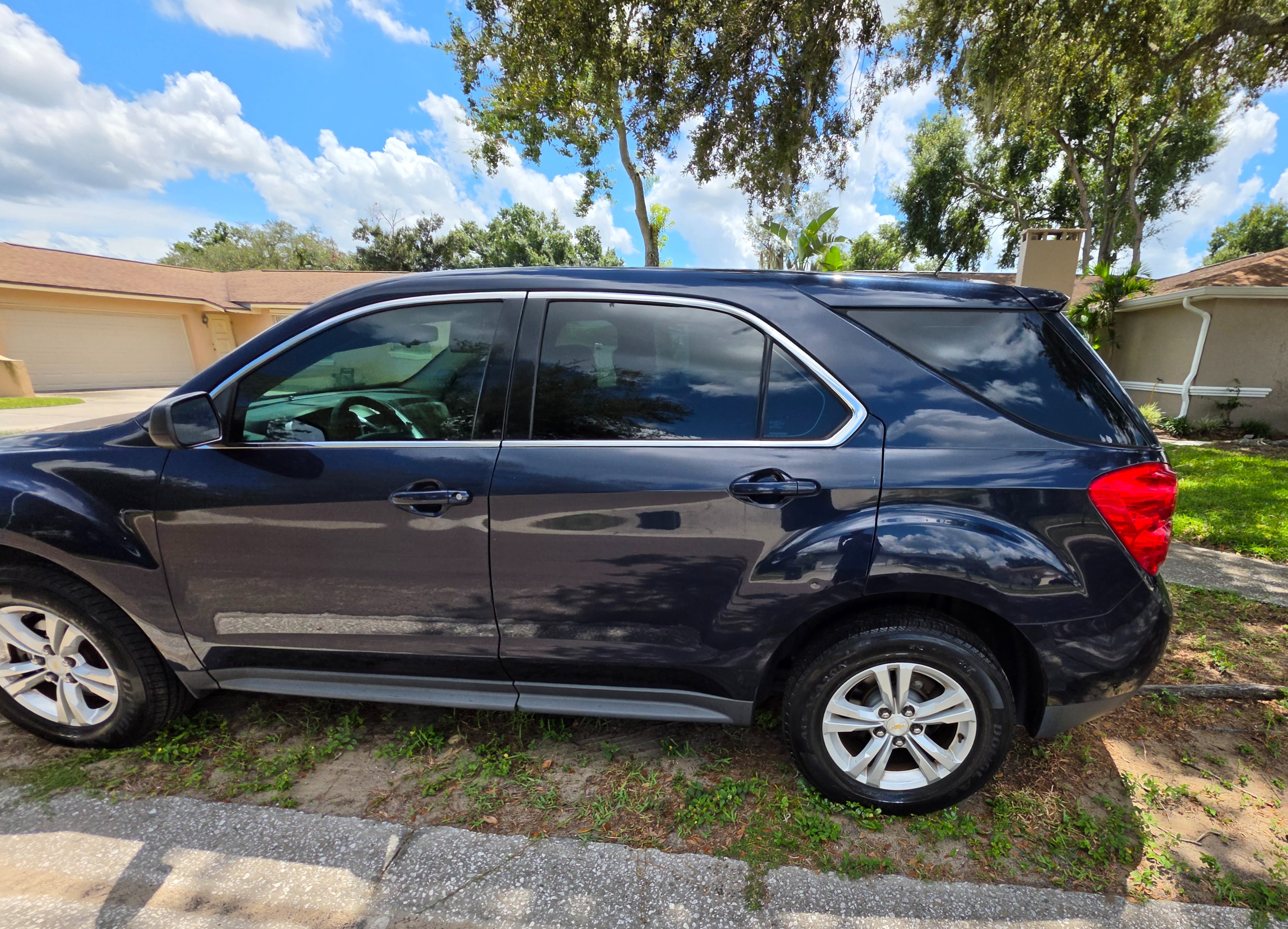 Used 2015 Chevrolet Equinox LS FWD image 11