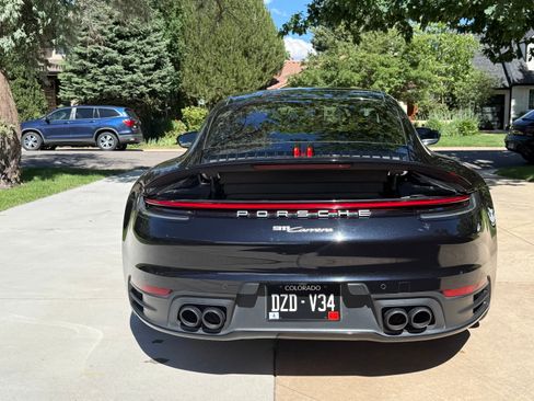 Used 2021 Porsche 911 Carrera image 10