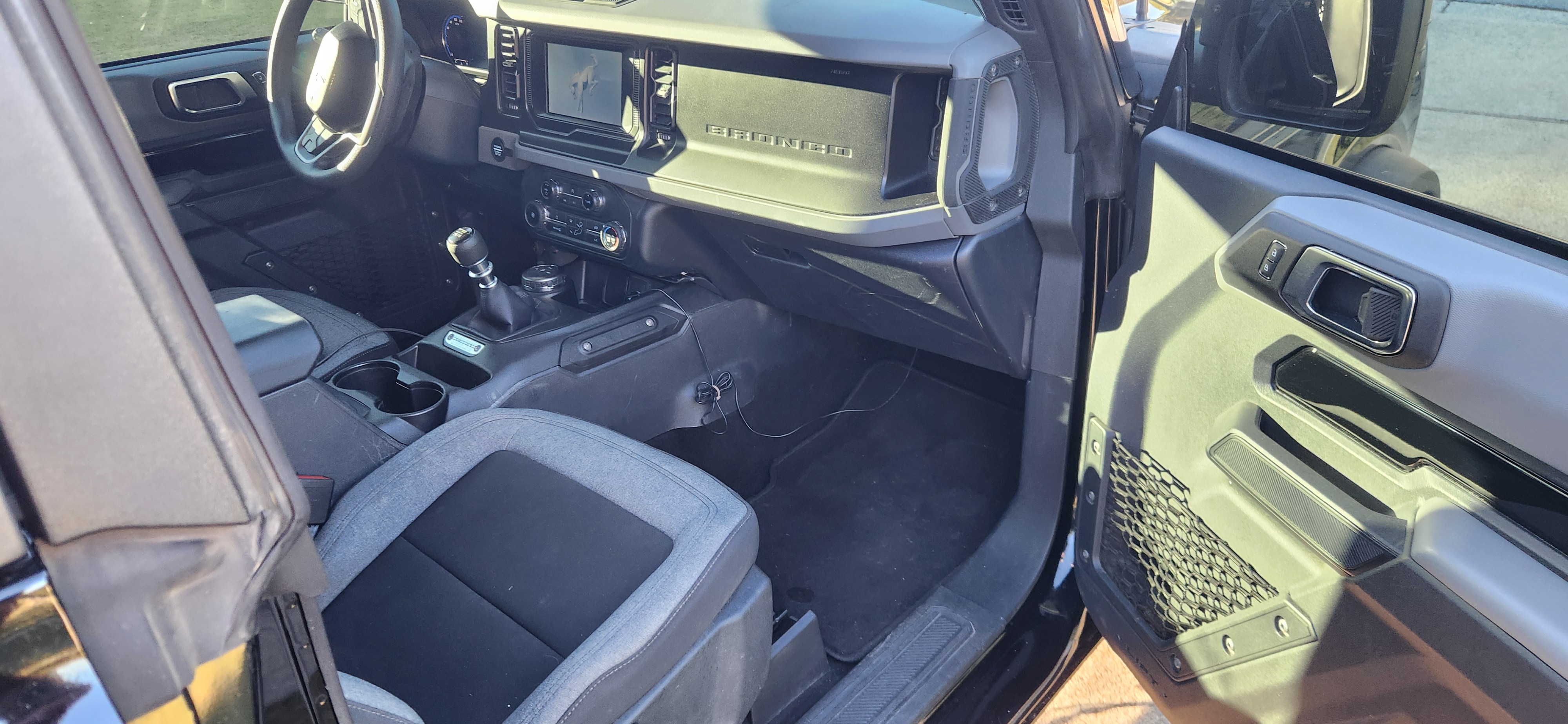 Used 2022 Ford Bronco 2-Door AWD/4WD image 15