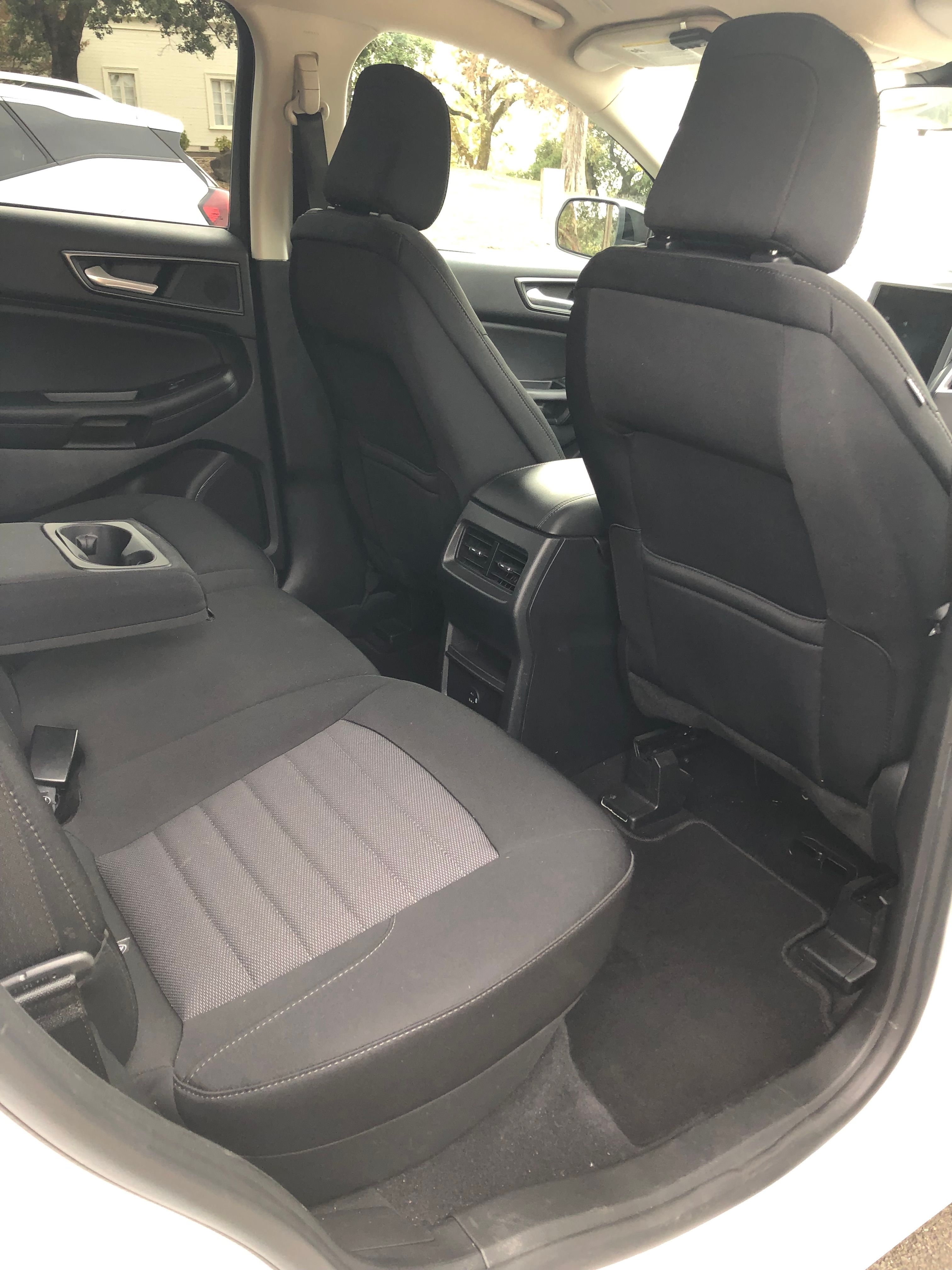 Used 2022 Ford Edge SE w/ Black Appearance Package AWD/4WD image 13