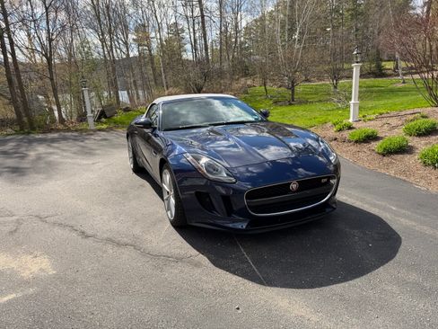 Used 2015 Jaguar F-TYPE S RWD image 15