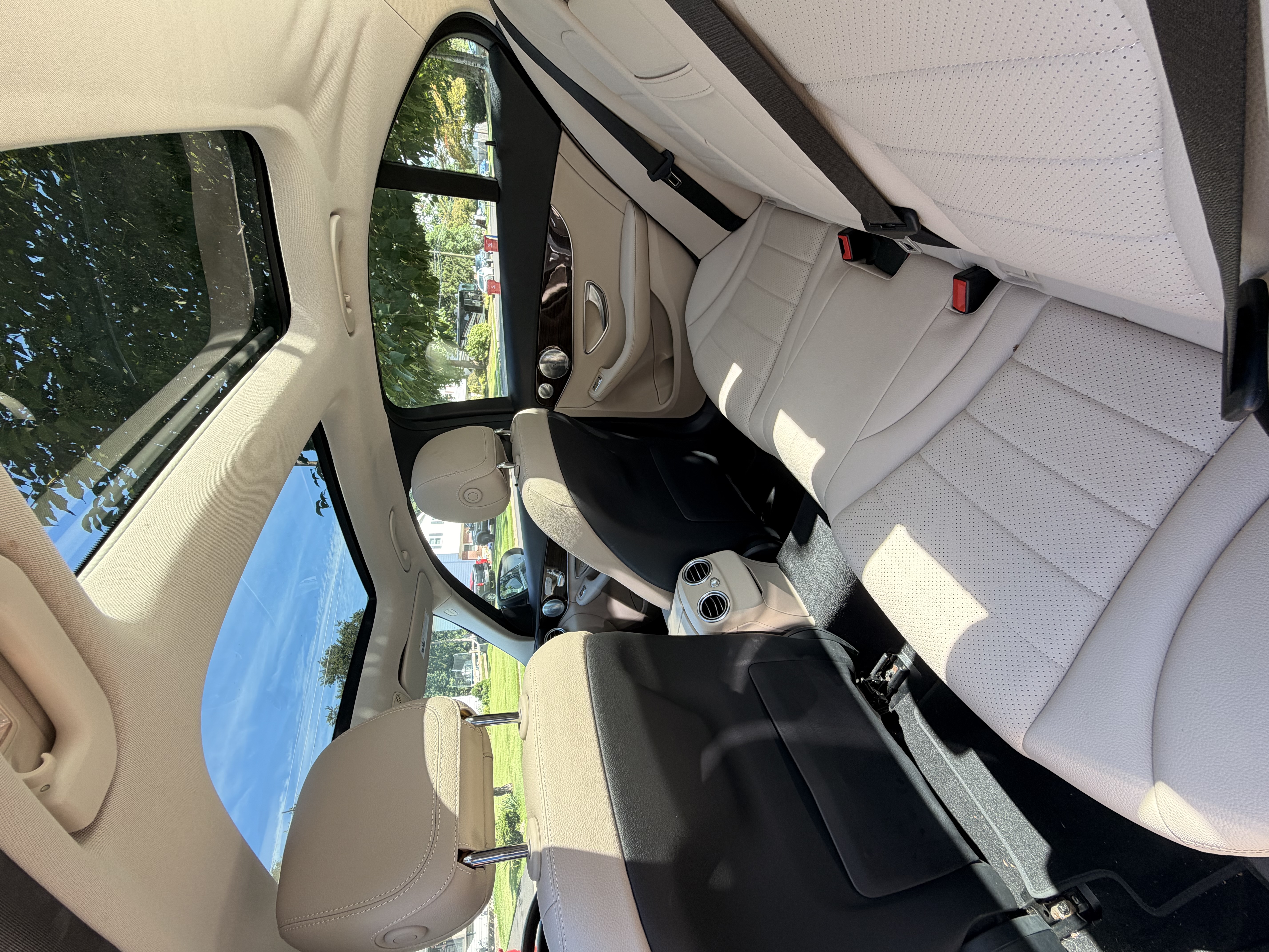 Used 2017 Mercedes-Benz C 300 4MATIC Sedan image 20