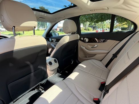 Used 2017 Mercedes-Benz C 300 4MATIC Sedan image 20