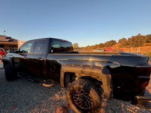 Used 2015 Chevrolet Silverado 1500 W/T RWD image 4