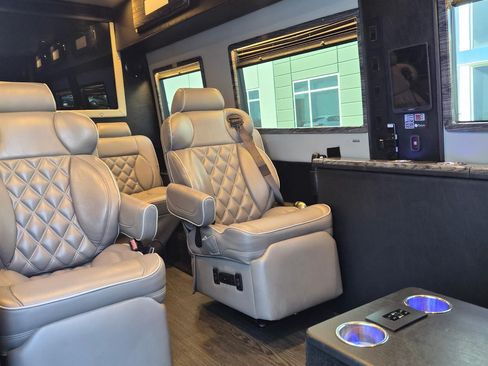 Used 2019 Mercedes-Benz Sprinter 170 image 9