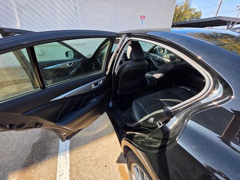 Used 2015 INFINITI Q50 Premium w/ Navigation Package image 16