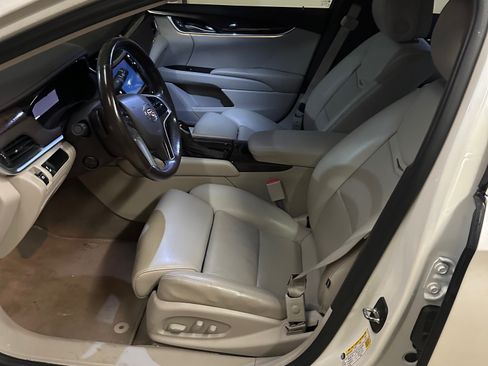 Used 2013 Cadillac XTS Luxury w/ Driver Awareness Package image 11