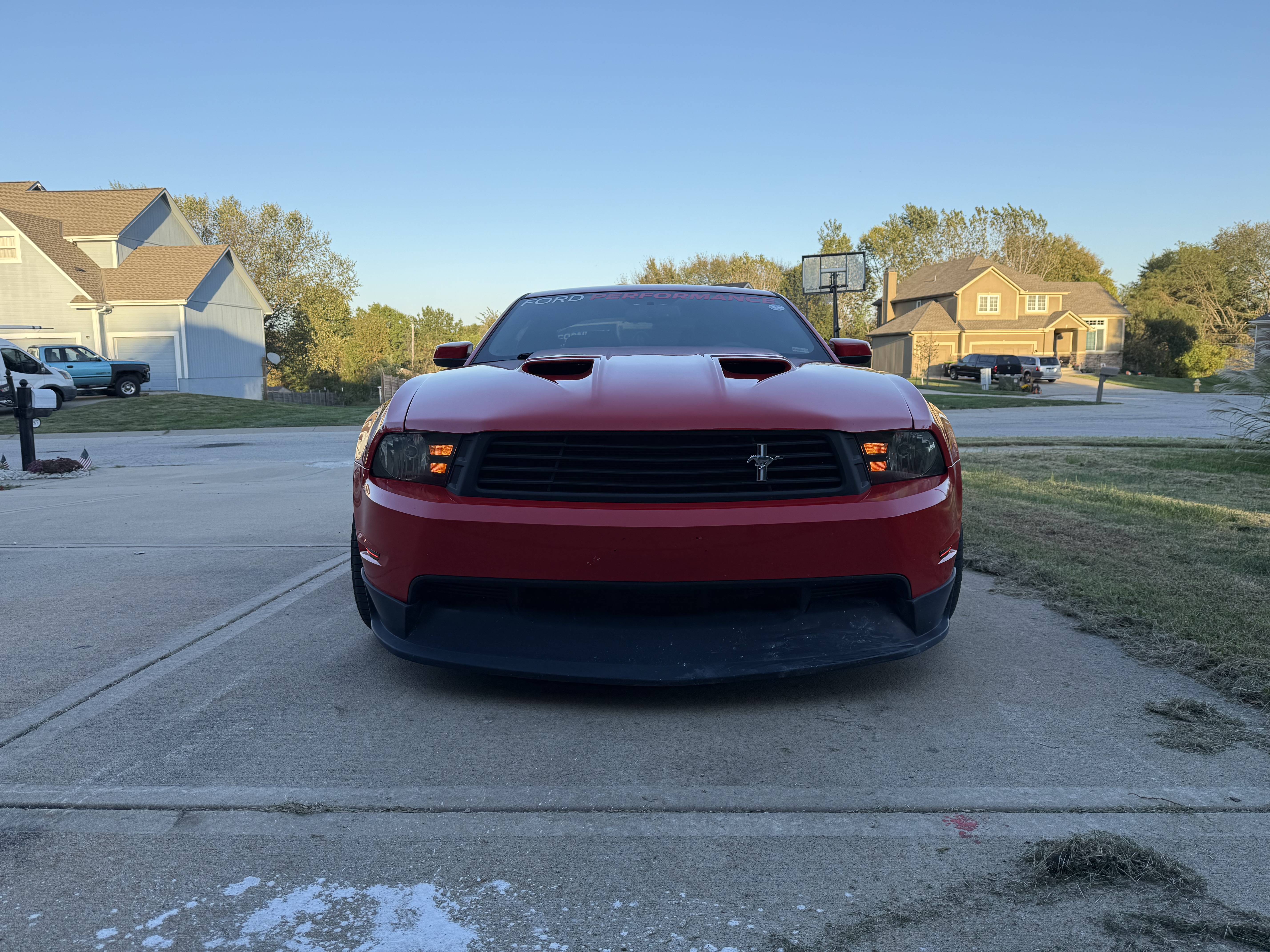 Used 2012 Ford Mustang GT Premium RWD image 2