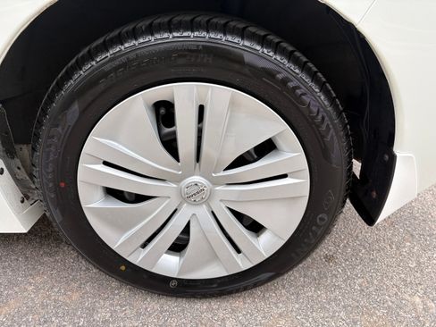 Used 2019 Nissan Leaf S w/ S Charge Package image 18