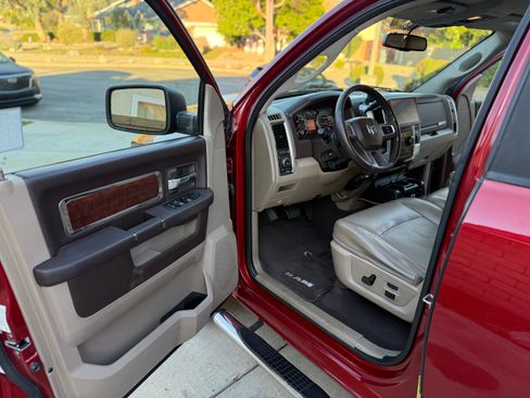 Used 2009 Dodge Ram 1500 Truck Laramie image 21