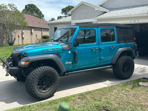 Used 2020 Jeep Wrangler Unlimited Sport S image 2