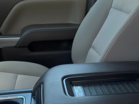 Used 2018 Chevrolet Silverado 1500 LT w/ All Star Edition image 9