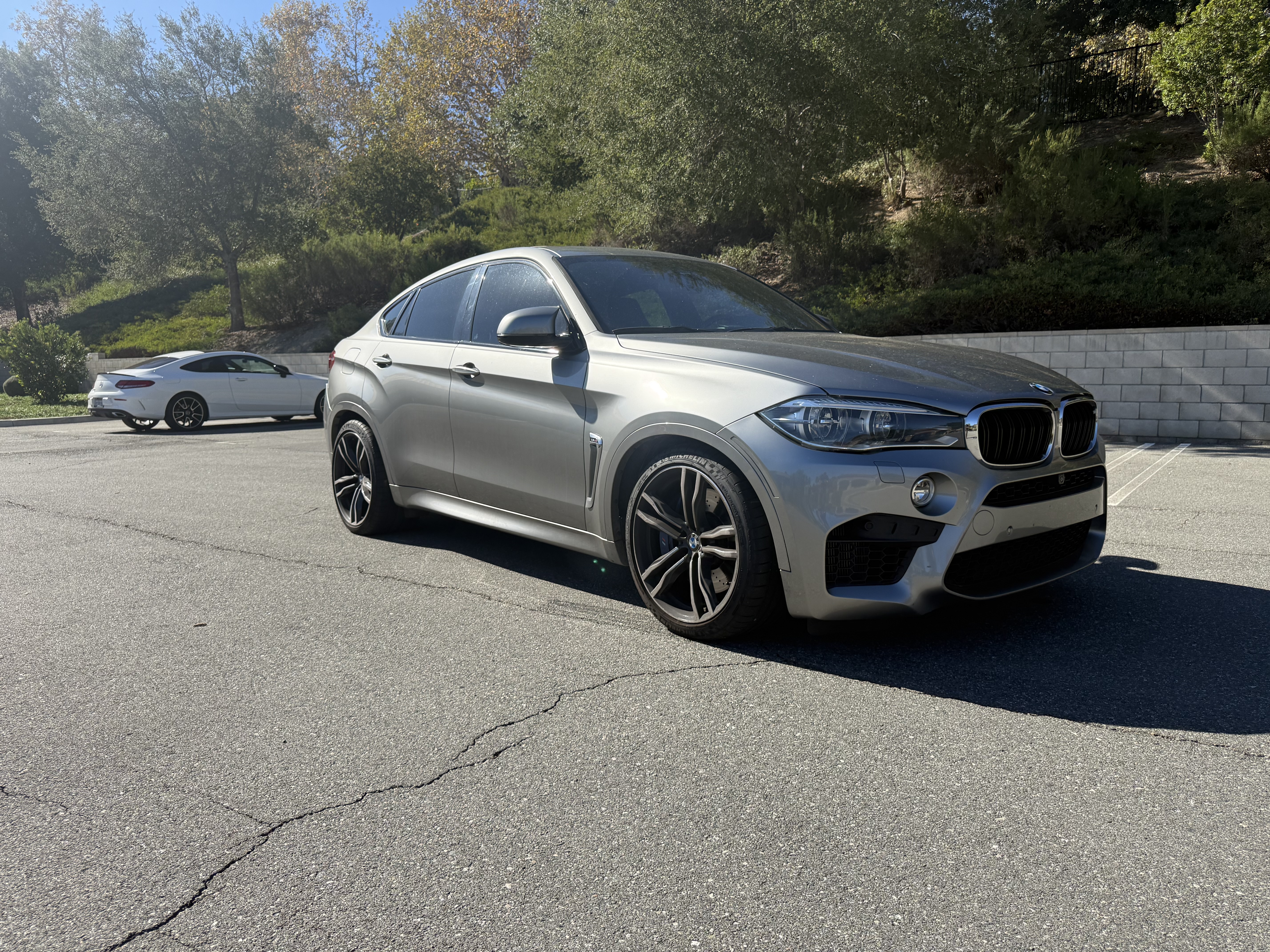 Used 2017 BMW X6 M AWD/4WD image 1