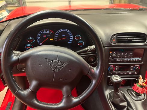 Used 2001 Chevrolet Corvette Z06 w/ Memory Pkg image 6