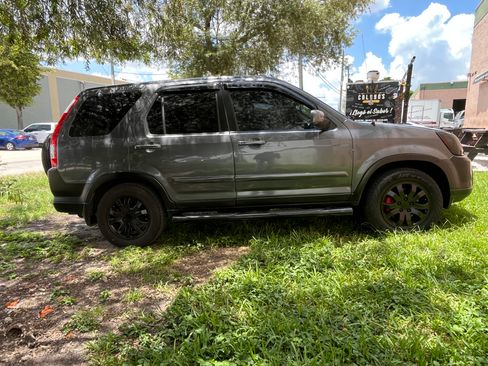 Used 2006 Honda CR-V EX image 1