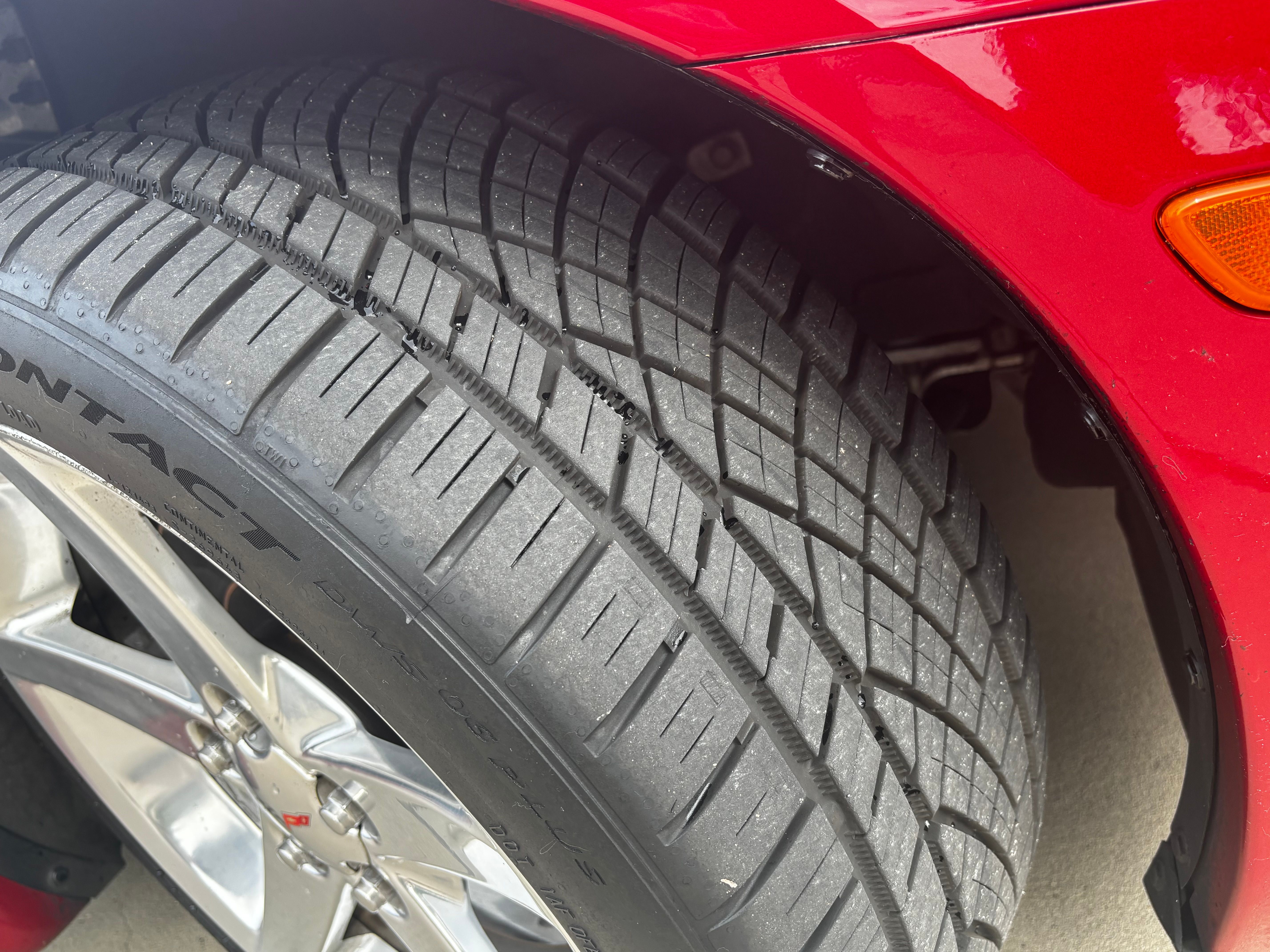 Used 2005 Chevrolet Corvette Coupe w/ Preferred Equipment Group RWD image 6