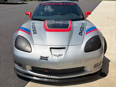 Used 2005 Chevrolet Corvette Coupe w/ Preferred Equipment Group RWD image 4