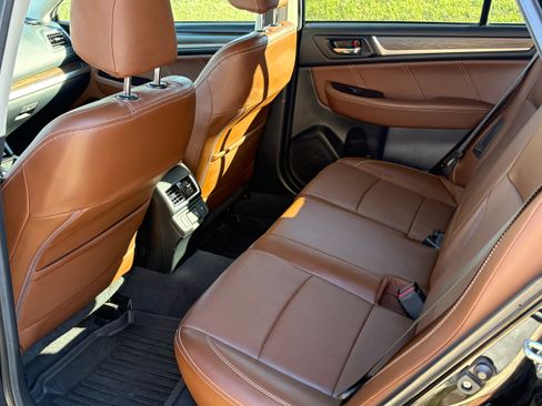 Used 2019 Subaru Outback 2.5i Touring w/ Protection Package #1 image 6