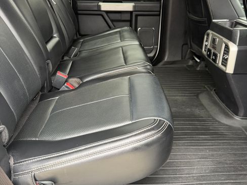 Used 2019 Ford F150 Lariat w/ Equipment Group 502A Luxury image 11