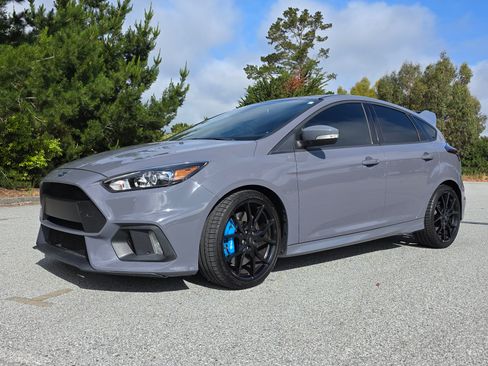 Used 2016 Ford Focus RS image 1