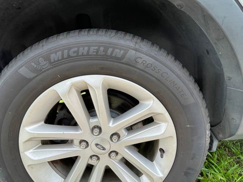 Used 2016 Ford Explorer FWD image 16