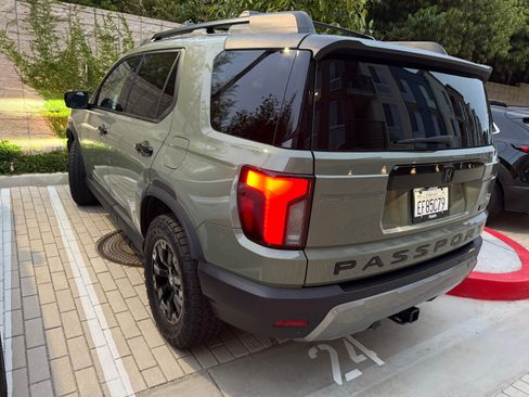 Used 2026 Honda Passport TrailSport Elite image 5