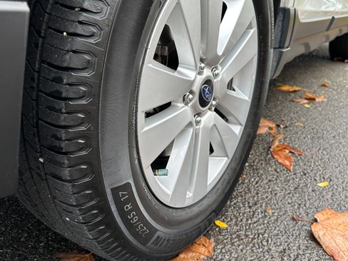 Used 2016 Subaru Outback 2.5i Premium image 15