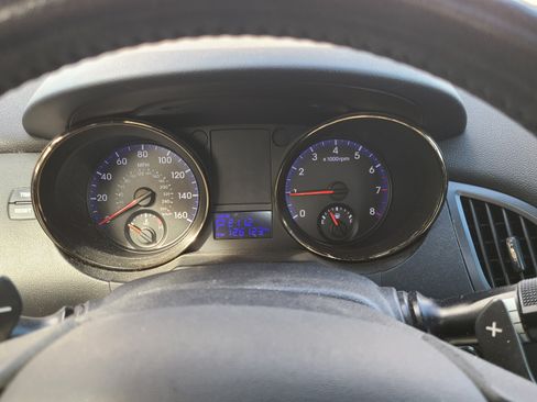 Used 2011 Hyundai Genesis 2.0T image 17